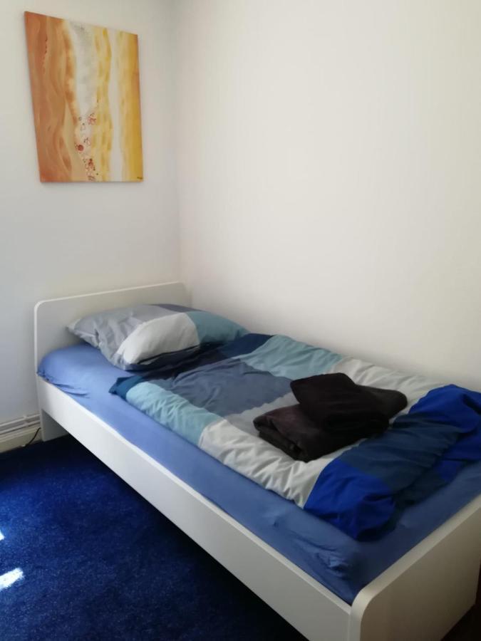 Kleine Galerie Apartment Fuer 3 Mit Kueche Kamin Netflix Parken Und Hofladen Steinhofel Exterior photo